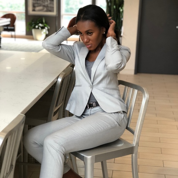 Meet Your Posher! - Picture 2 of 2